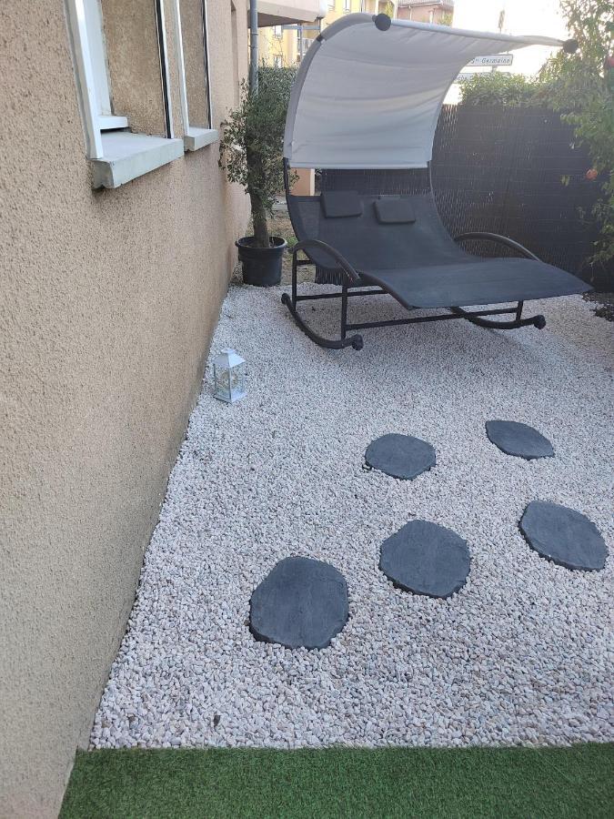 Appartement T2 Rénové, Jaccuzi, Sauna, Sièges Massants, Jardin, Parking, Métro Toulouse
