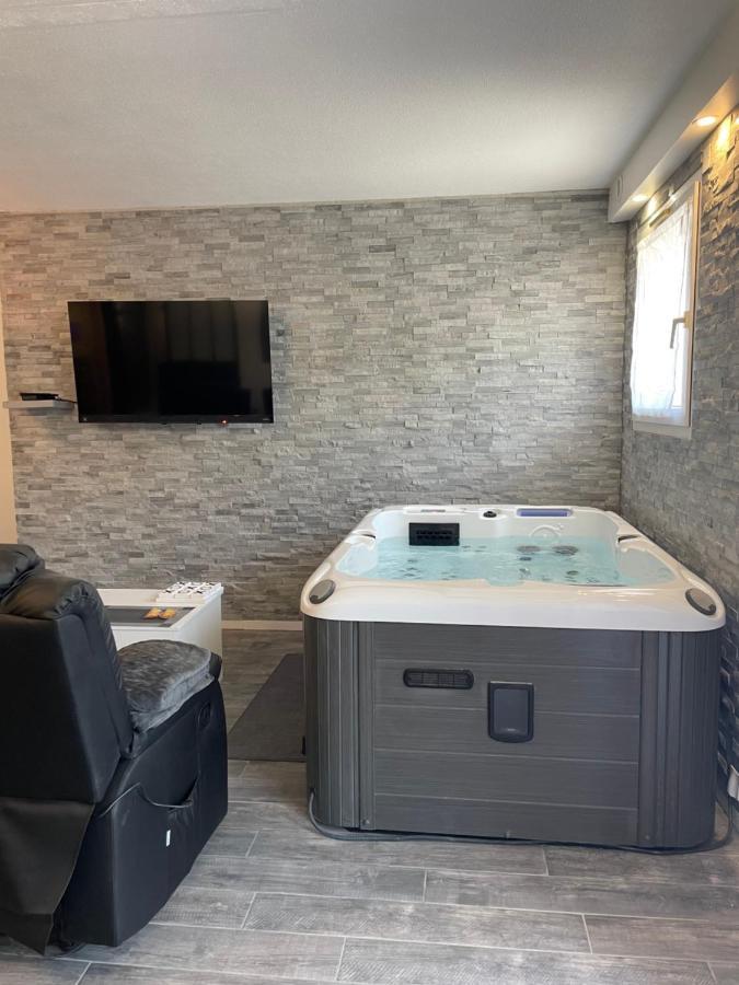 T2 Rénové, Jaccuzi, Sauna, Sièges Massants, Jardin, Parking, Métro * Toulouse